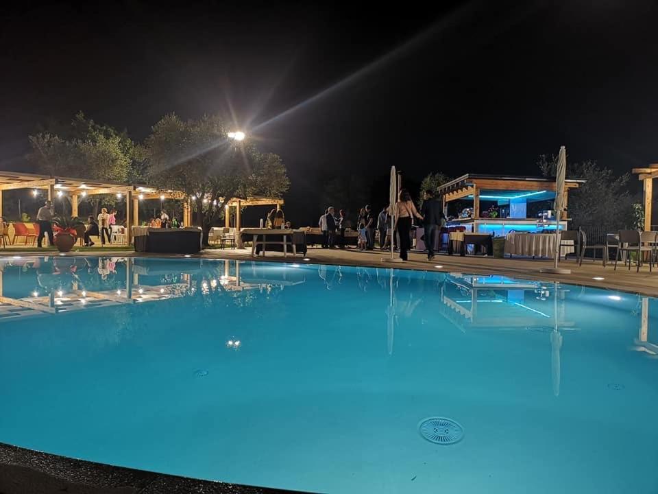 Agriturismo Il Castagneto Падула Экстерьер фото