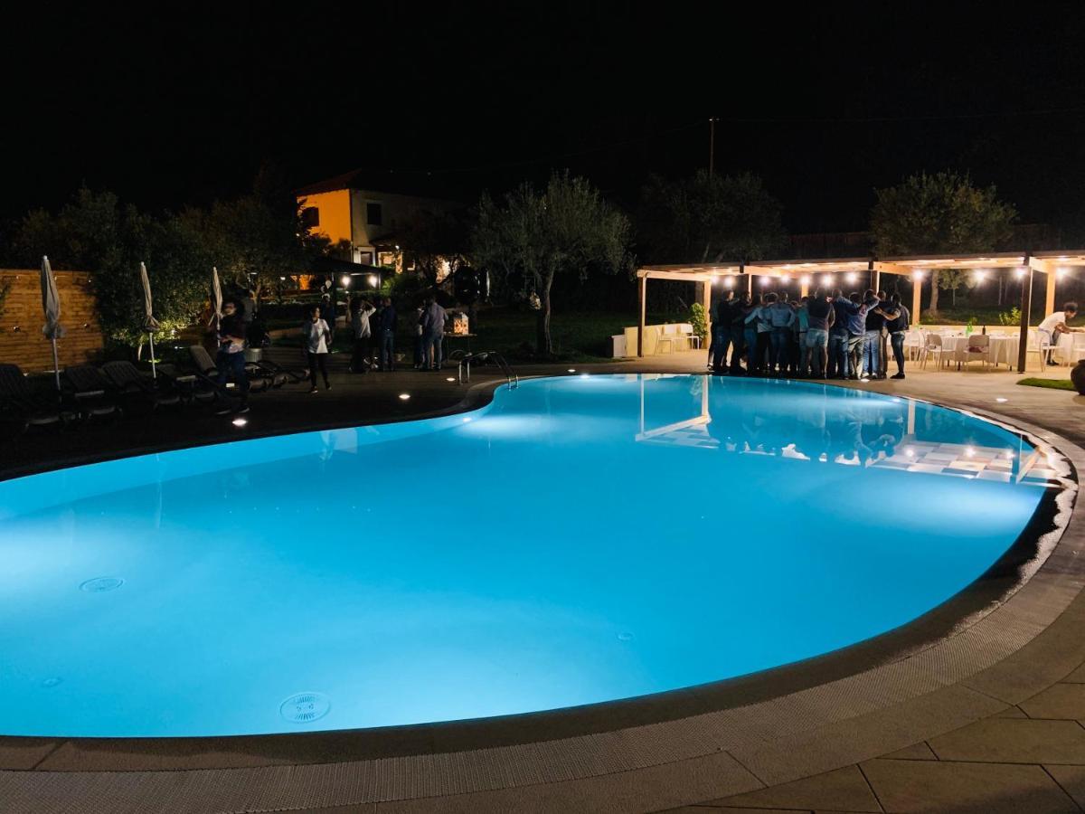 Agriturismo Il Castagneto Падула Экстерьер фото